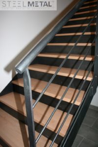 Escalier droit bois métal
