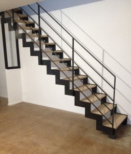 Escalier metal bois droit