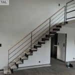 Escalier mixte métal bois limon central