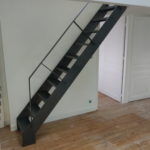 Escalier de meunier avec rampe